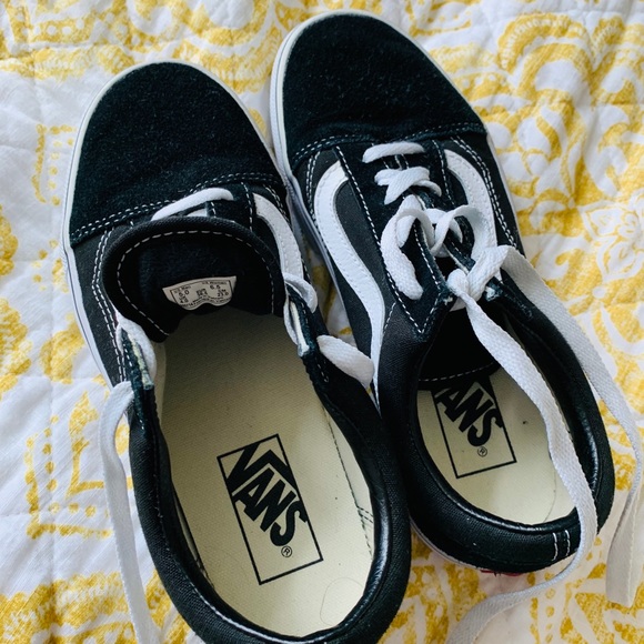 Tennis - Picture 2 of 4